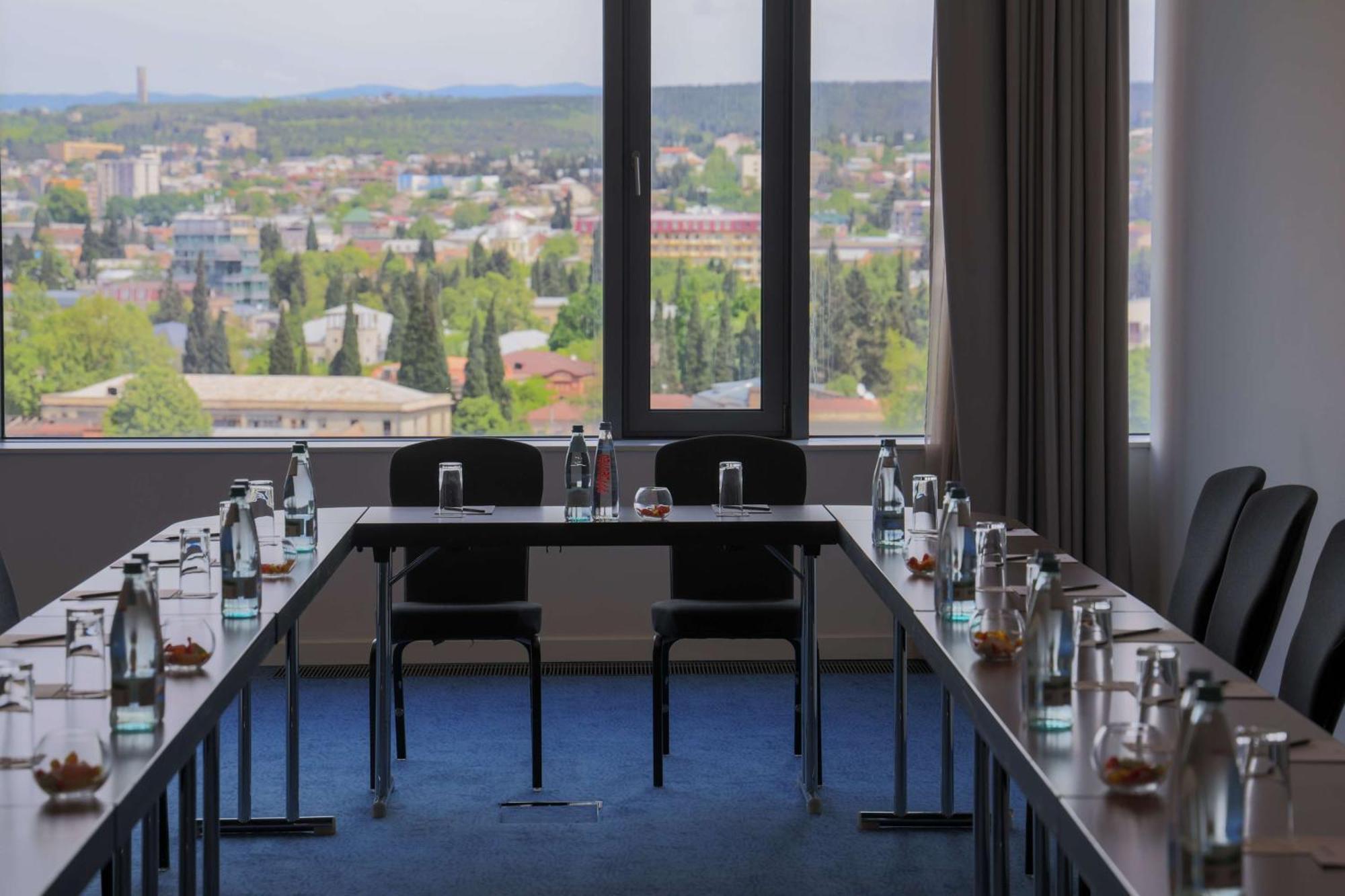 Radisson Blu Iveria Hotel 5*